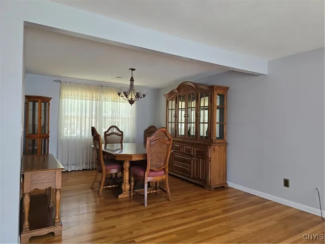 $299,900 | 4777 Glencrest Avenue, Clay, NY 13088