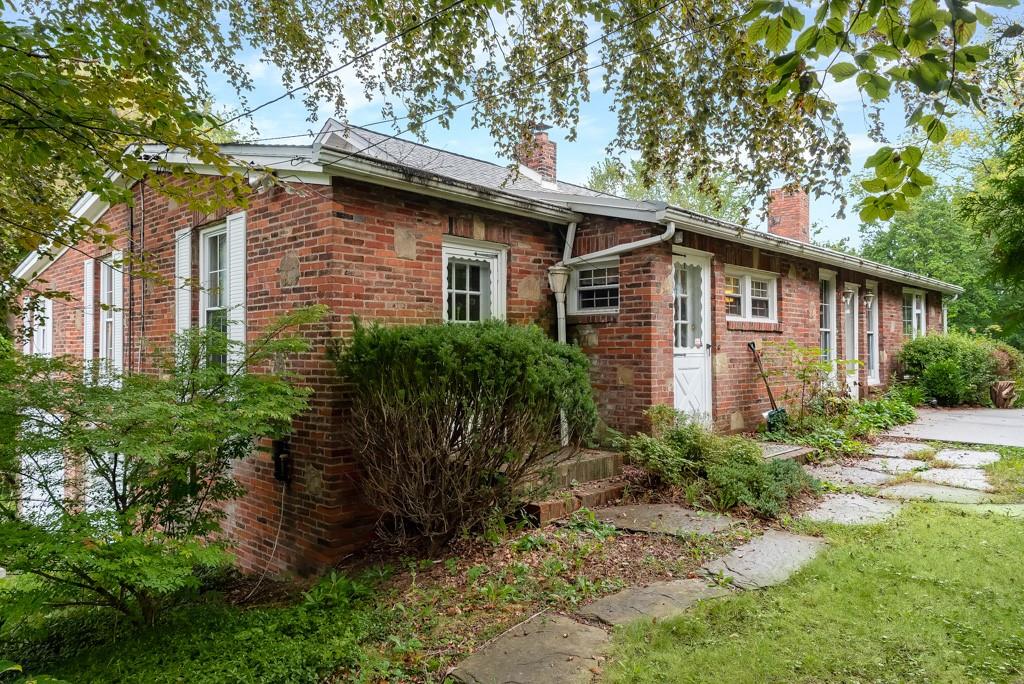 660 Sandy Hill Road Valencia, PA 16059 - Photo 21 of 25 Gallery Image 21