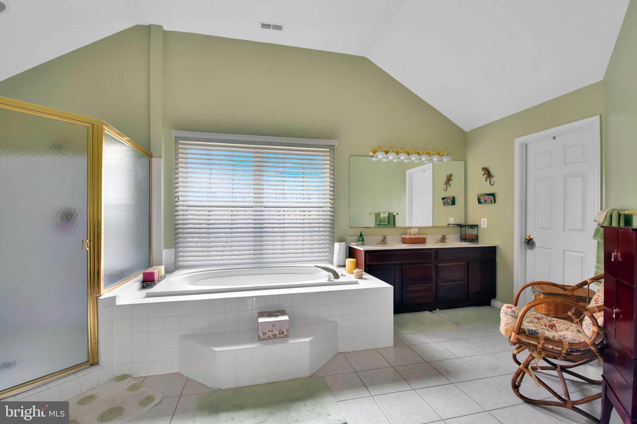 5534 Nutwell Sudley Road Deale, MD 20751 - Photo 32 of 51 a room with furniture and window