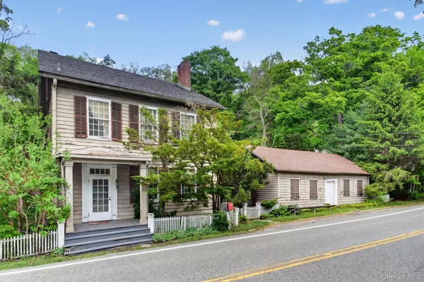 $440,800 | 815 Craigville Road, Chester, NY 10918