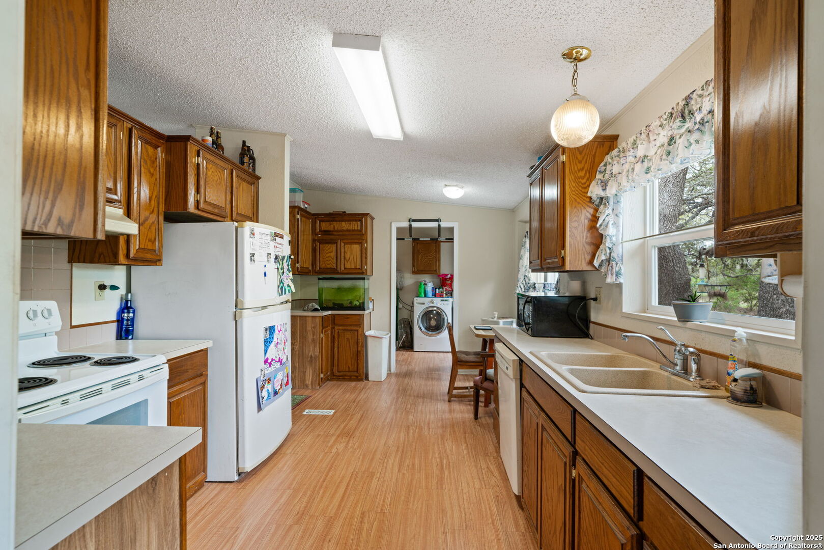 3217 Bruce Road Poteet, TX 78065 - Photo 7 of 49