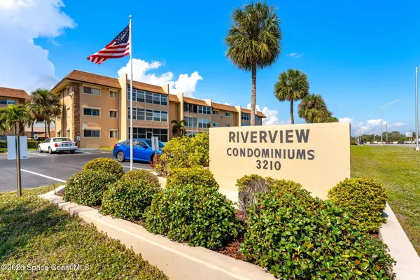 $129,900 | 3210 North Harbor City Boulevard, Unit 209, Melbourne, FL 32935
