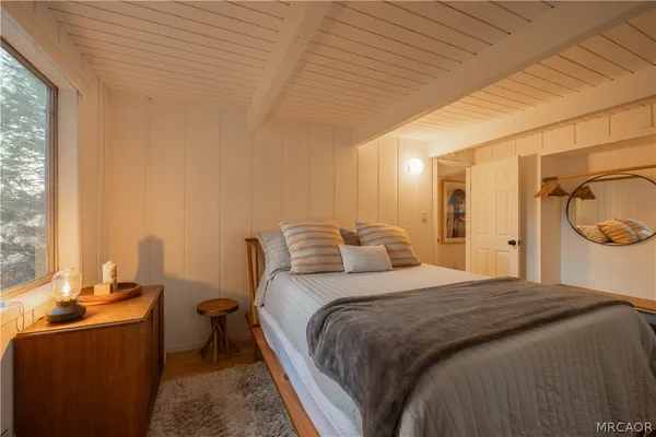 $875,000 | 399 Rainier Road, Lake Arrowhead, CA 92352