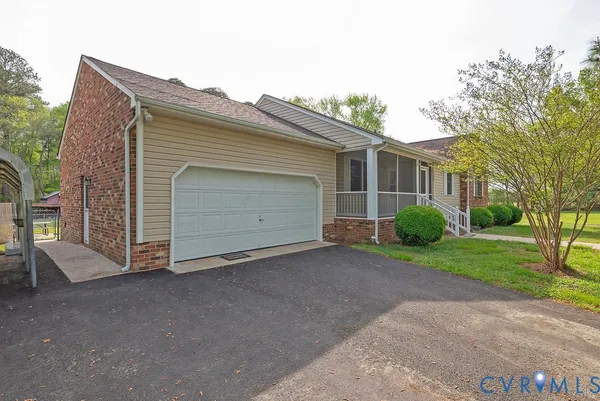 $415,000 | 13609 Old Stage Road, Dinwiddie, VA 23841
