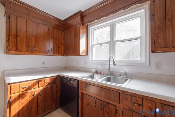 $415,000 | 13609 Old Stage Road, Dinwiddie, VA 23841