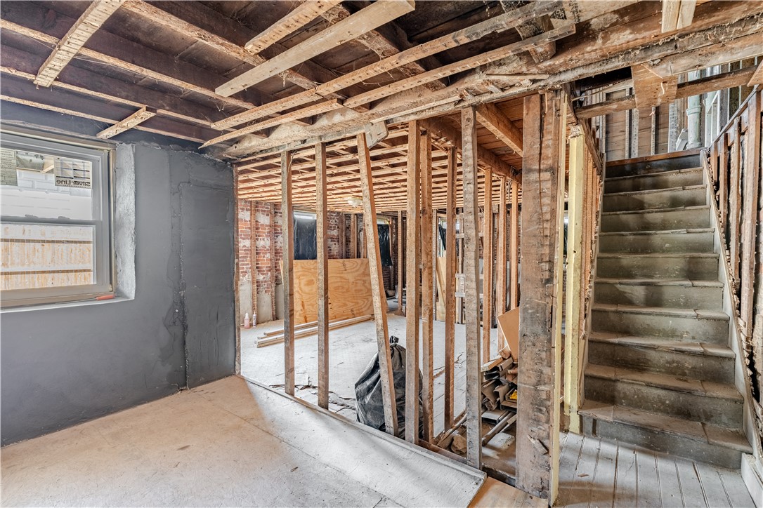 241 Cato Street Woonsocket, RI 02895 - Photo 26 of 38 Floor 1