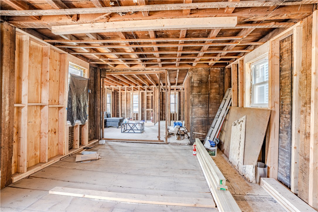 241 Cato Street Woonsocket, RI 02895 - Photo 7 of 38 Floor 2