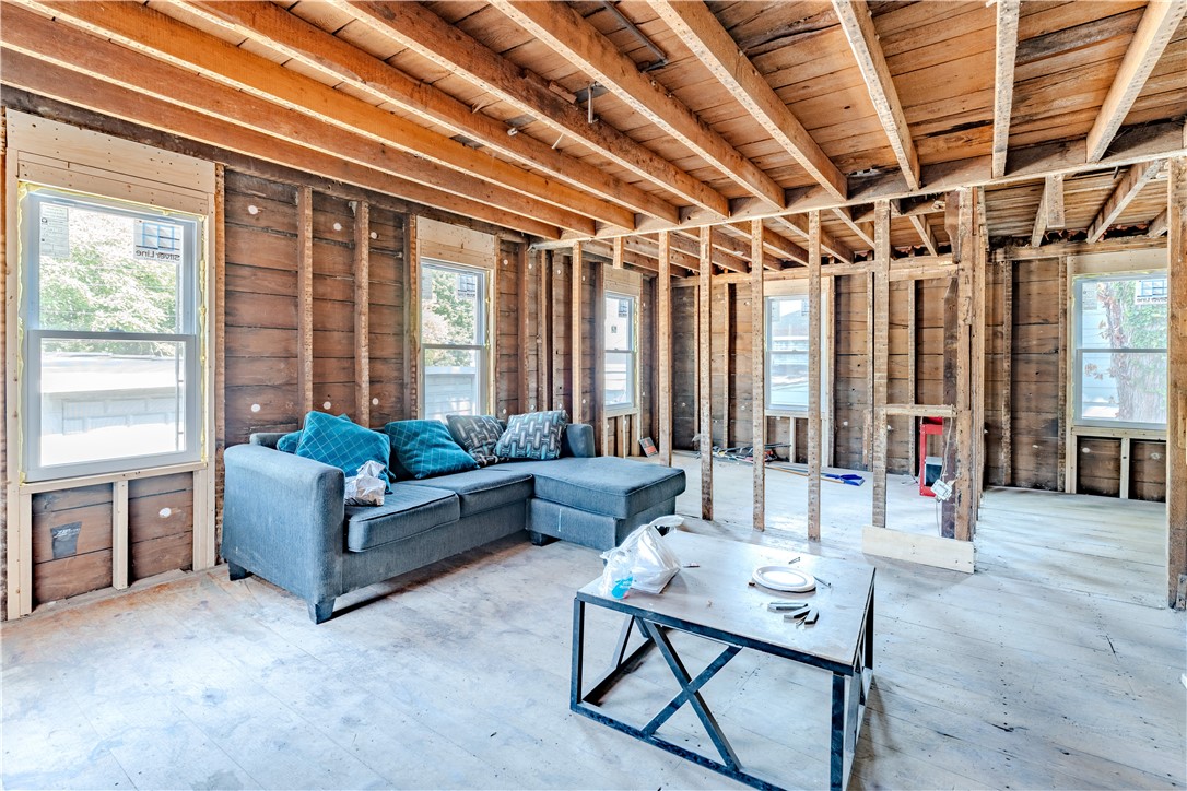241 Cato Street Woonsocket, RI 02895 - Photo 9 of 38 Floor 2 living room
