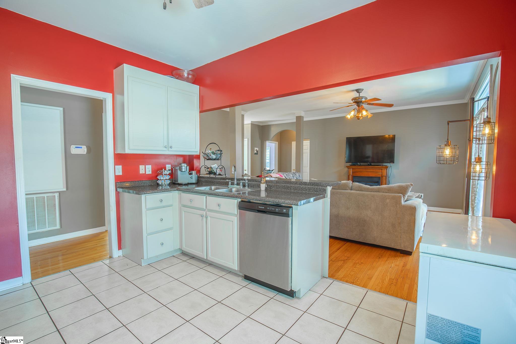 2789 Brockman McClimon Road Greer, SC 29651 - Photo 13 of 36 Gallery Image 13