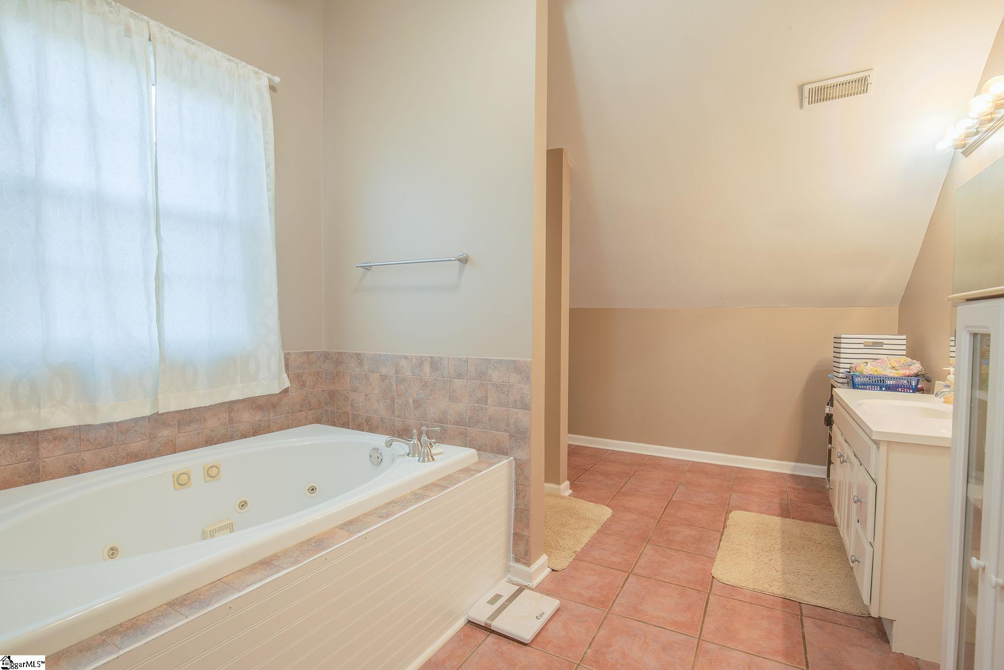 2789 Brockman McClimon Road Greer, SC 29651 - Photo 24 of 36 Gallery Image 24