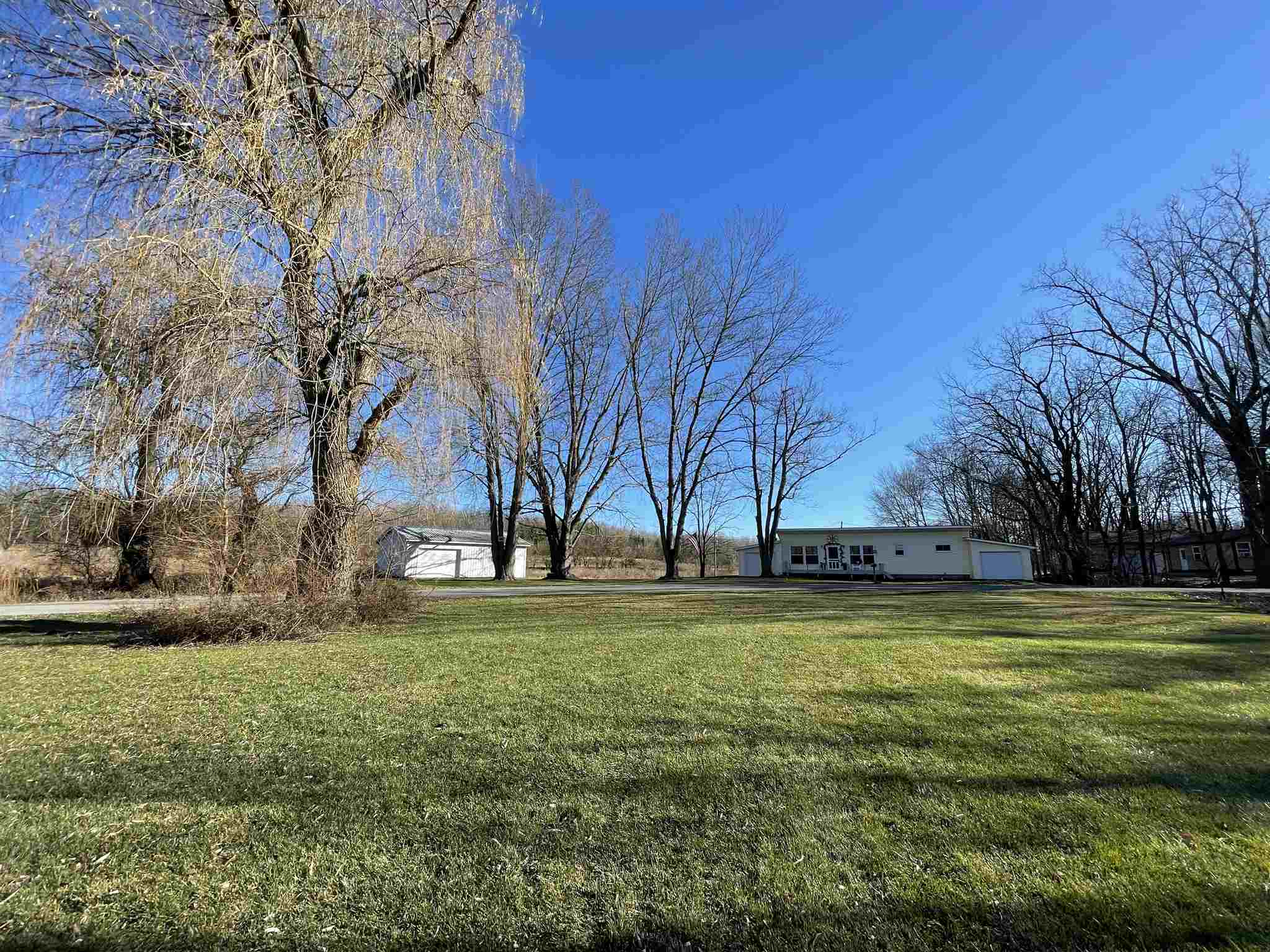 1939 South Town Lake Road Akron, IN 46910 - Photo 26 of 32