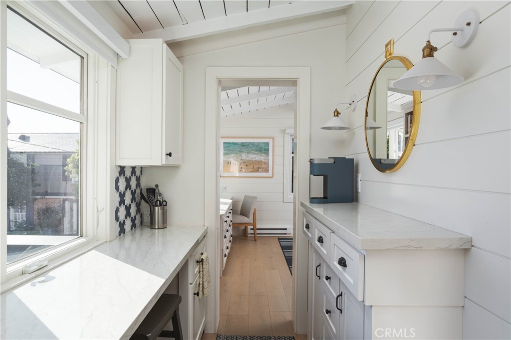 104 Onyx Avenue Newport Beach, CA 92662 - Photo 18 of 34