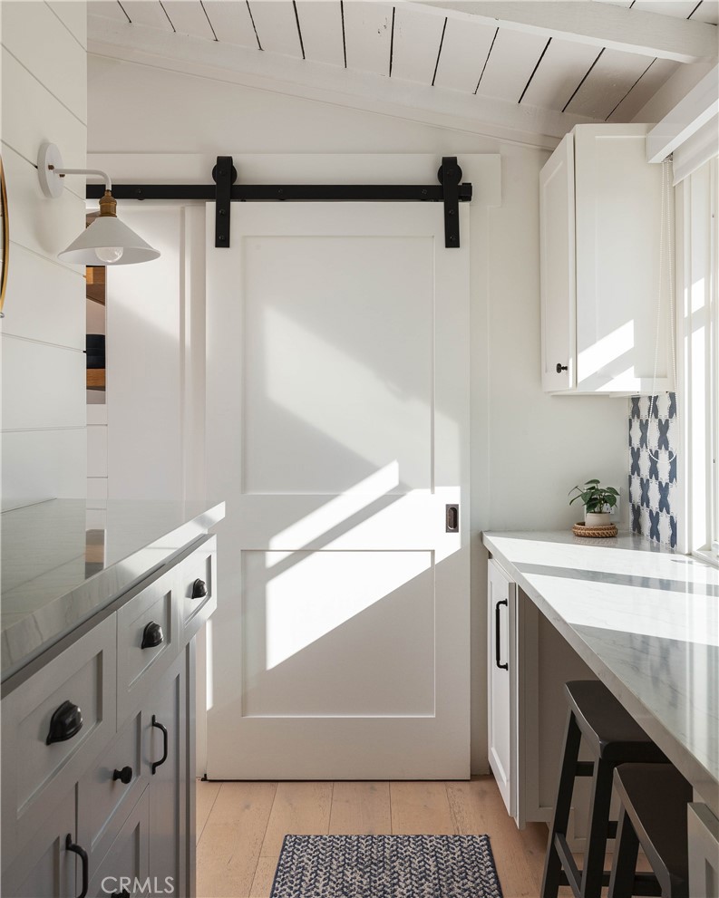 104 Onyx Avenue Newport Beach, CA 92662 - Photo 23 of 34