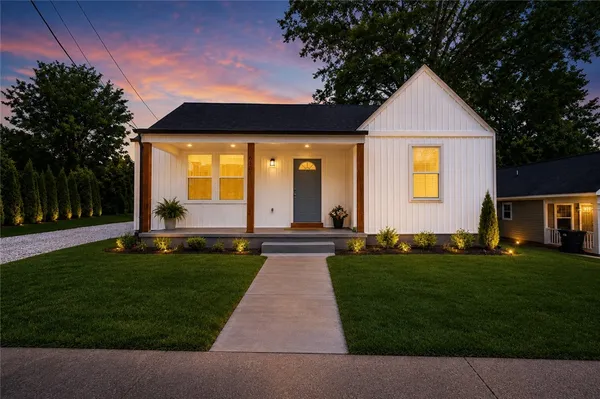 $2,200 | 6 Goodrich Street, Greenville, SC 29611