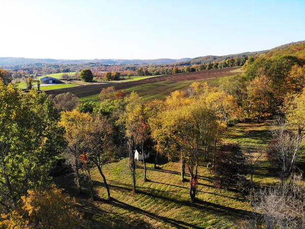 $150,000 | Ore Hill Road, Lakeville, CT 06039