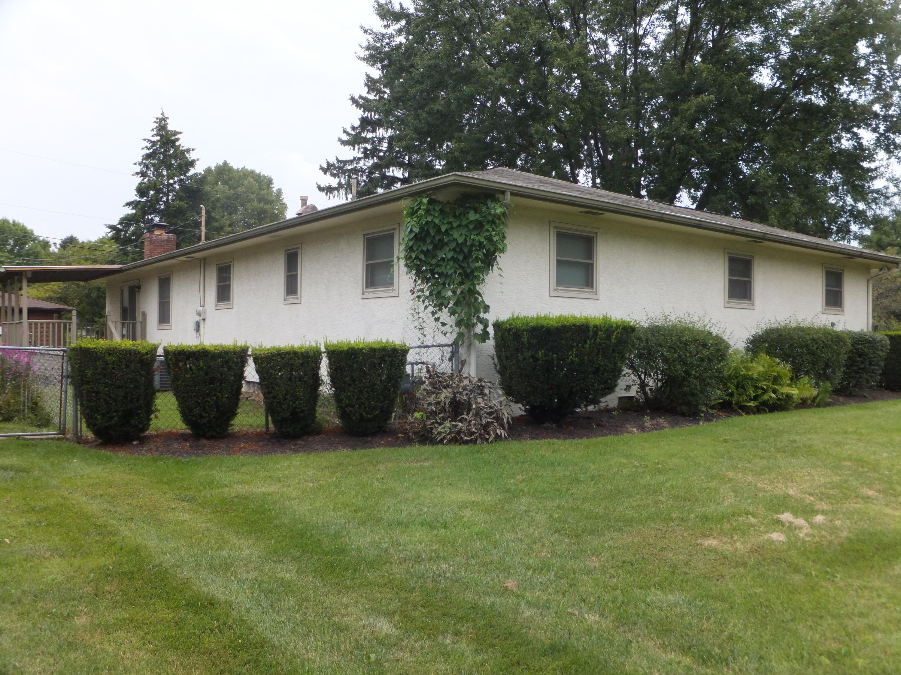 4792 Maize Road Columbus, OH 43229 - Photo 4 of 7 Gallery Image 4