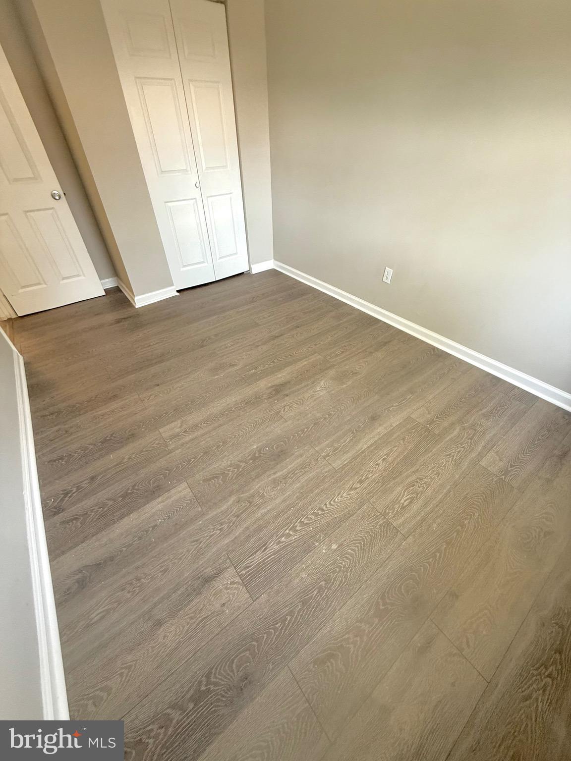 139 Spruance Road Dover, DE 19901 - Photo 16 of 20 a view of an empty room and a window