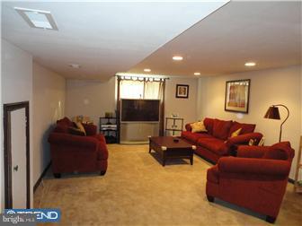 7349 Ryers Avenue Philadelphia, PA 19111 - Photo 10 of 10 Basement - Finished