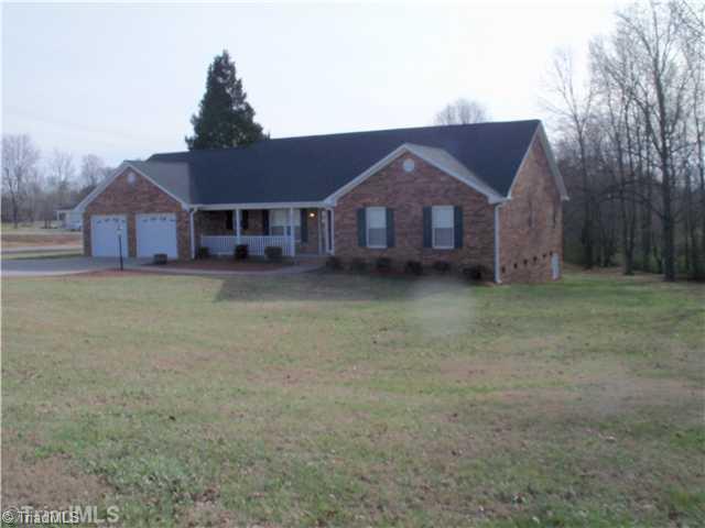 1393 Enterprise Road Lexington, NC 27295 - Photo 2 of 16 Exterior Front.