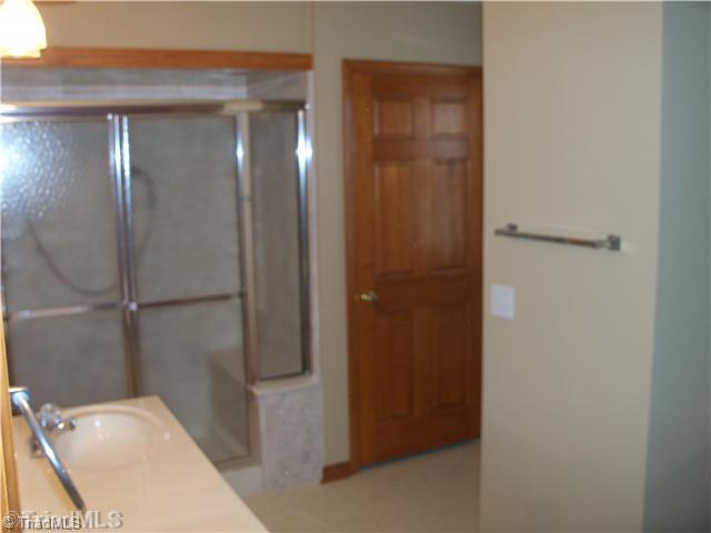 1393 Enterprise Road Lexington, NC 27295 - Photo 10 of 16 Master Bath/Spa.