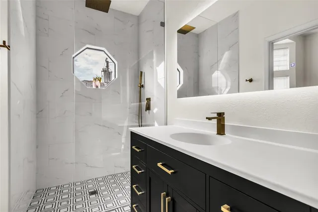 $3,500 | 3235 Cole Avenue, Unit 105, Dallas, TX 75204