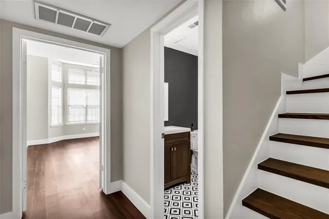 $3,500 | 3235 Cole Avenue, Unit 105, Dallas, TX 75204