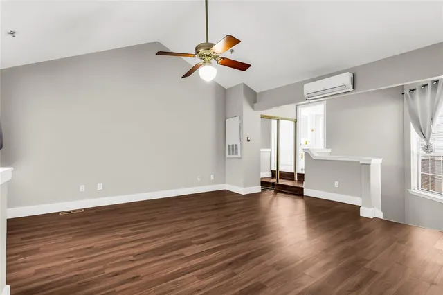 $3,500 | 3235 Cole Avenue, Unit 105, Dallas, TX 75204