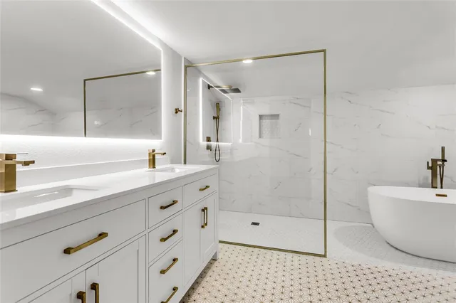 $3,500 | 3235 Cole Avenue, Unit 105, Dallas, TX 75204