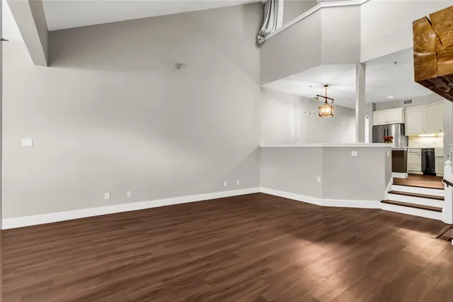 $3,500 | 3235 Cole Avenue, Unit 105, Dallas, TX 75204