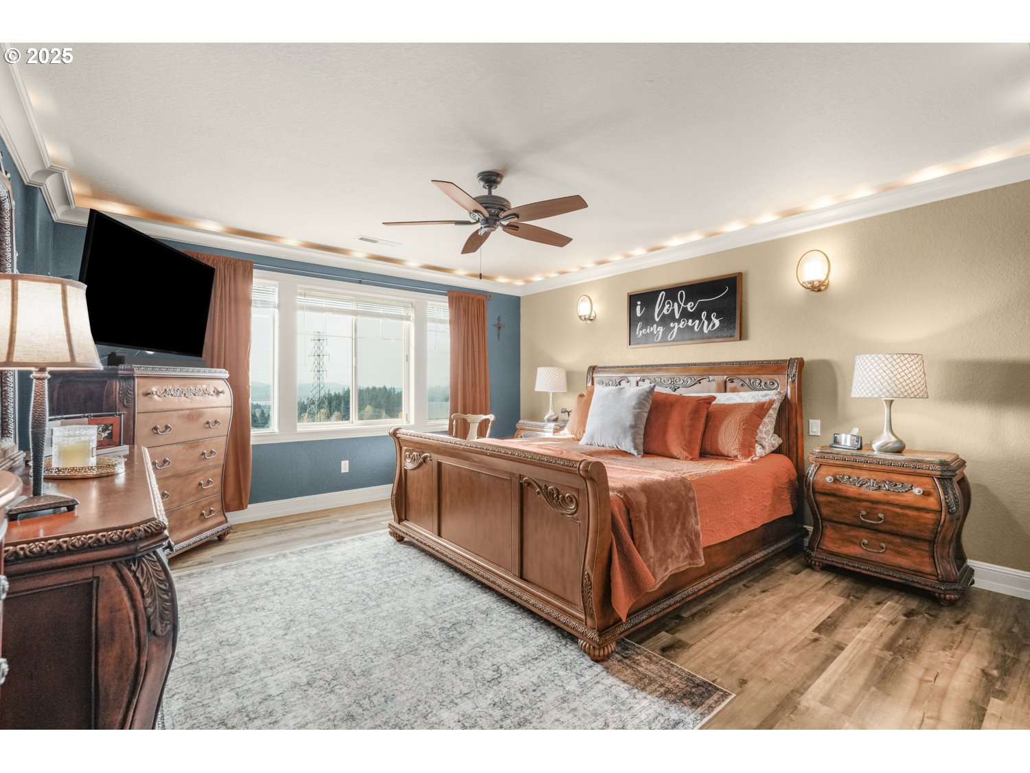 3561 Z Street Washougal, WA 98671 - Photo 27 of 41 a spacious bedroom with a bed and a flat screen tv