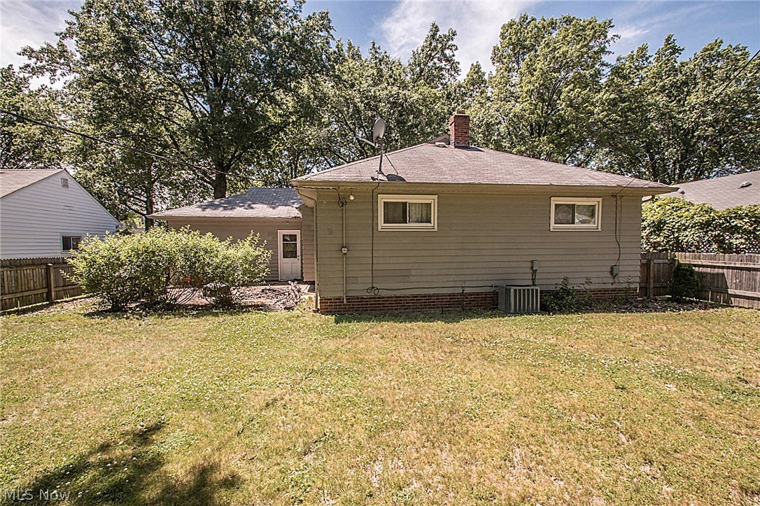 1159 Haverston Road Cleveland, OH 44124 - Photo 28 of 28