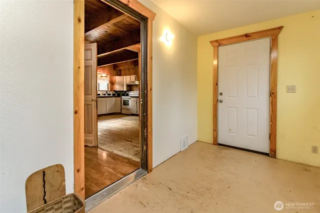 $575,000 | 37416 304th Way Southeast, Enumclaw, WA 98022