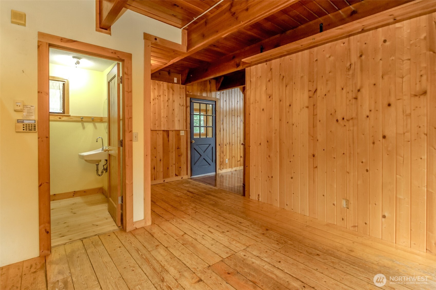 37416 304th Way Southeast Enumclaw, WA 98022 - Photo 18 of 35