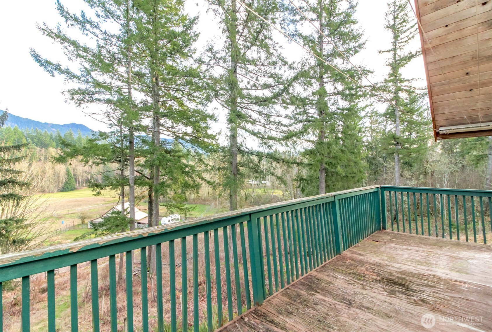 37416 304th Way Southeast Enumclaw, WA 98022 - Photo 8 of 35