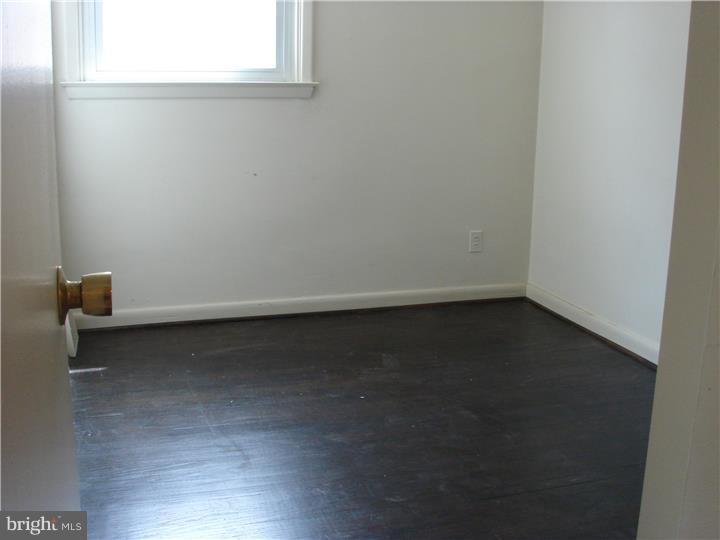 2705 East Country Club Road Philadelphia, PA 19131 - Photo 14 of 19 Bedroom 3