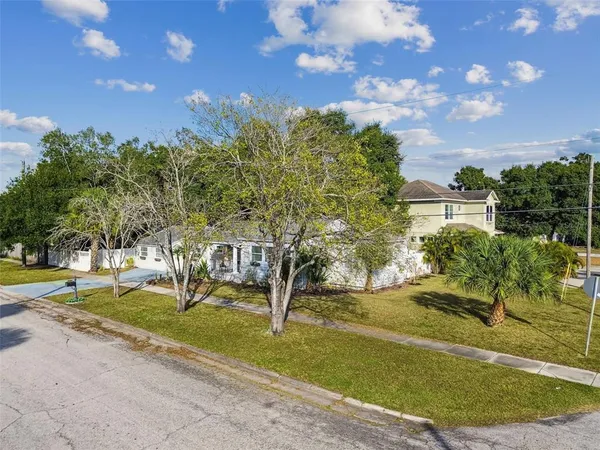 $4,000 | 3319 West Paul Avenue, Tampa, FL 33611