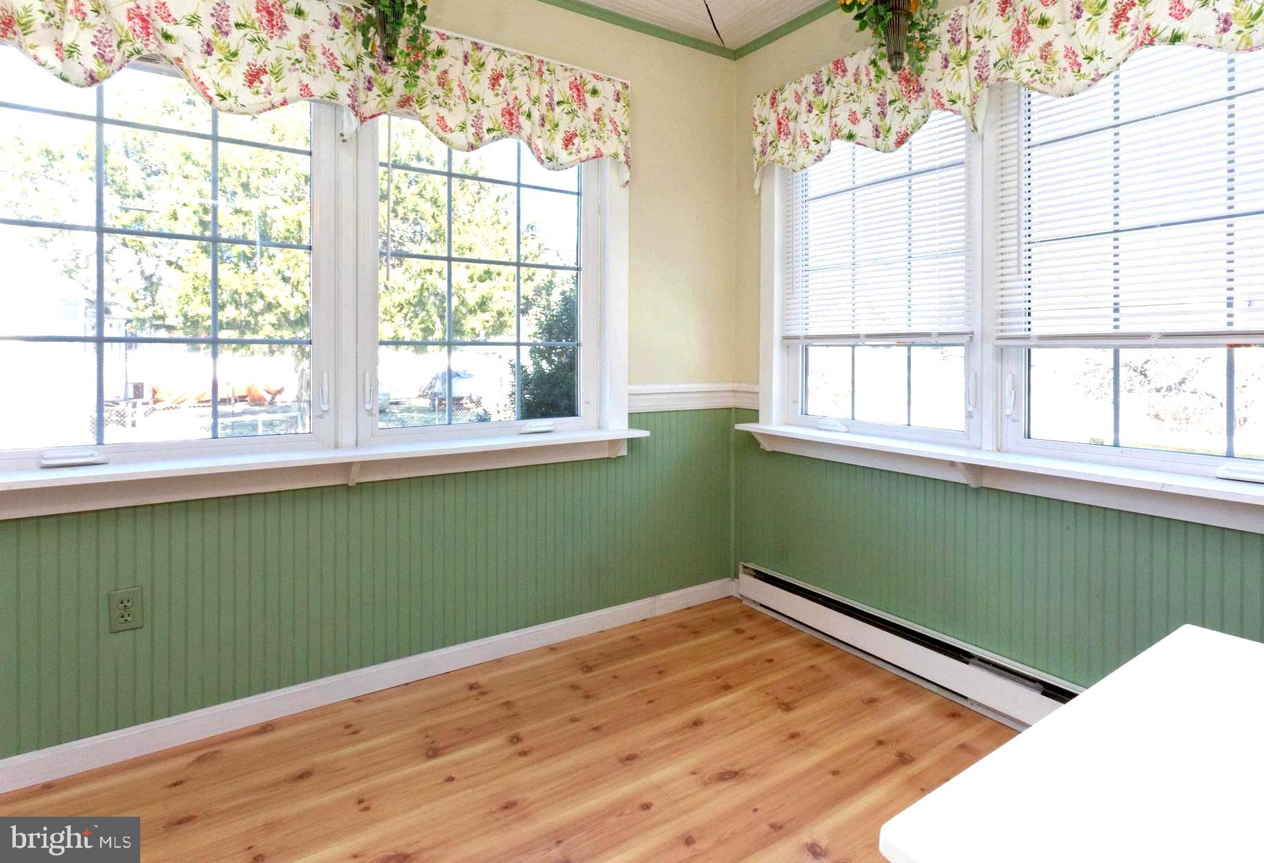 237 Carvel Road Pasadena, MD 21122 - Photo 18 of 44 Wainscoted Bath . Space for Sitting/Dressing Area
