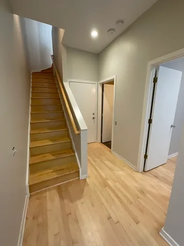 $750,000 | 1221 West Cottage Place, Chicago, IL 60607