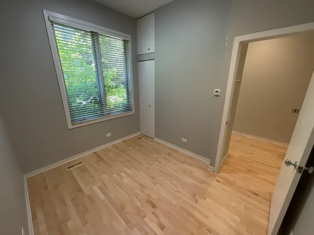 $750,000 | 1221 West Cottage Place, Chicago, IL 60607