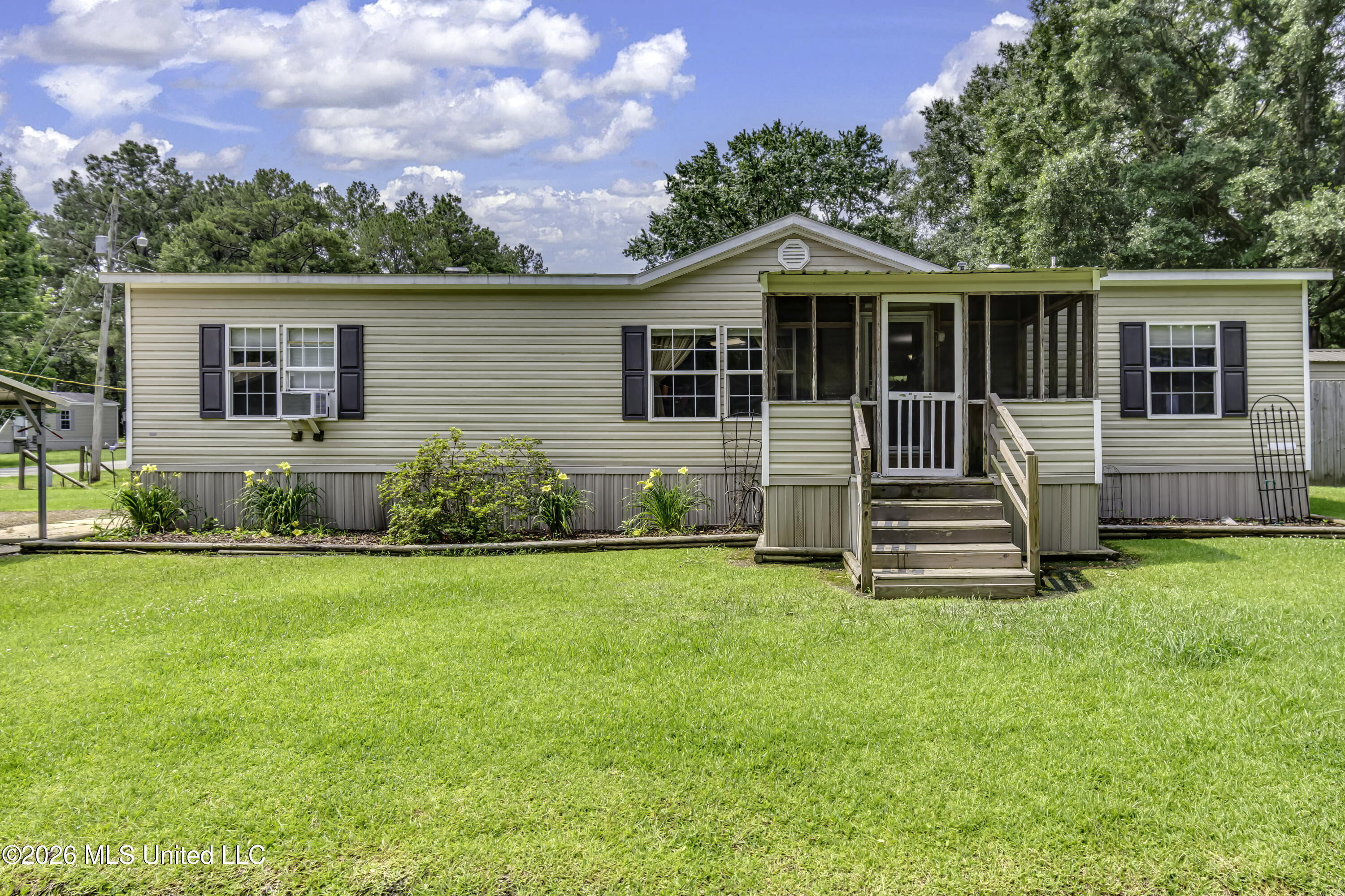 180 Mt Repose Florence, MS 39073 - Photo 1 of 55 180 Mt Repose St--5