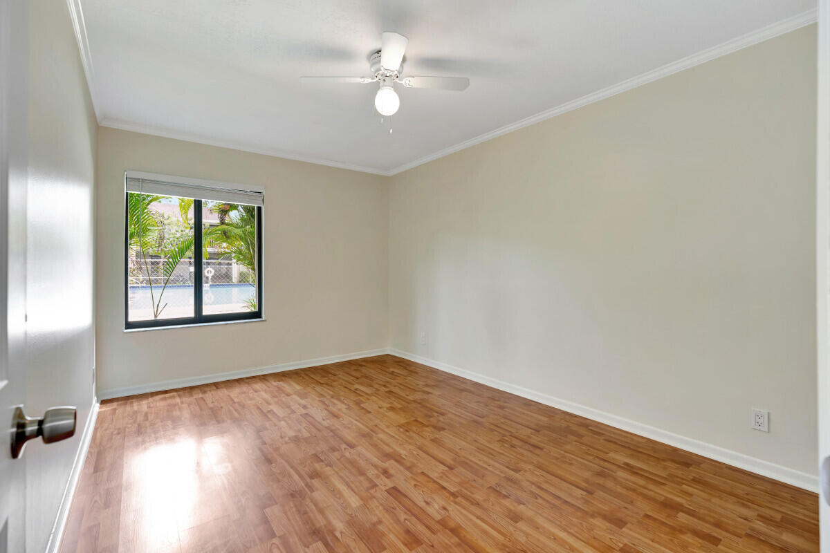 150 Pineview Road, Unit F3 Jupiter, FL 33469 - Photo 9 of 12 _MLP3102jpg