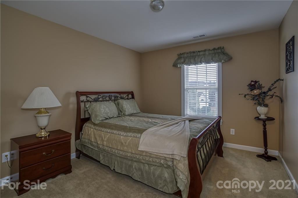 2042 Copperplate Road Charlotte, NC 28262 - Photo 17 of 24 Gallery Image 17