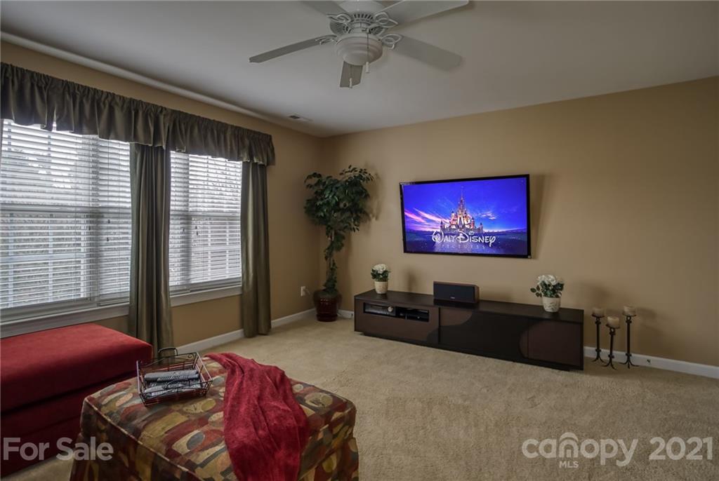 2042 Copperplate Road Charlotte, NC 28262 - Photo 18 of 24 Gallery Image 18