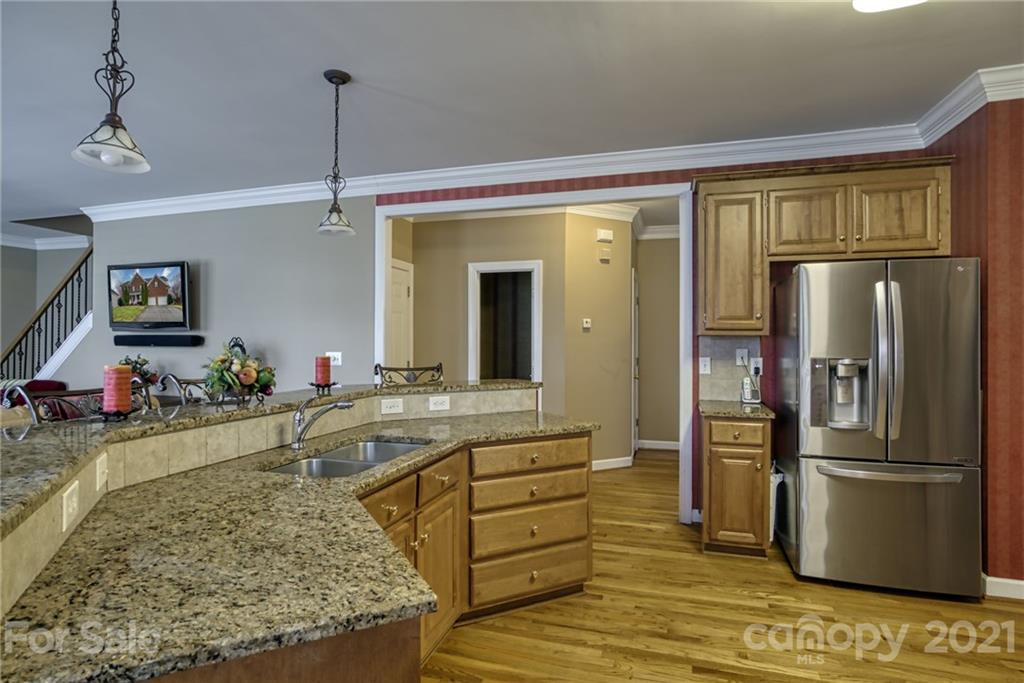 2042 Copperplate Road Charlotte, NC 28262 - Photo 7 of 24 Gallery Image 7