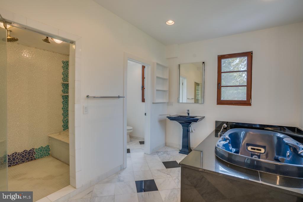 13501 Query Mill Road North Potomac, MD 20878 - Photo 30 of 42