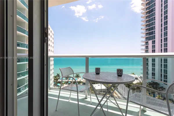 $5,000 | 3901 South Ocean Drive, Unit 10M, Hollywood, FL 33019