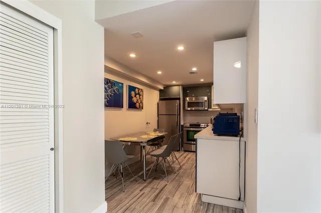 $5,000 | 3901 South Ocean Drive, Unit 10M, Hollywood, FL 33019