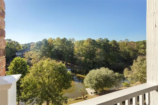 $799,900 | 55 Rocky Circle, White, GA 30184