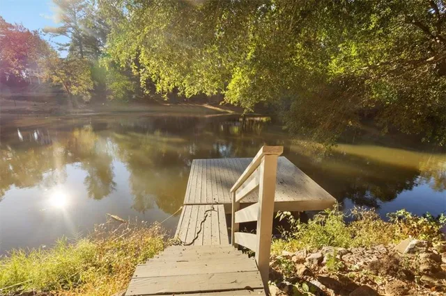 $799,900 | 55 Rocky Circle, White, GA 30184