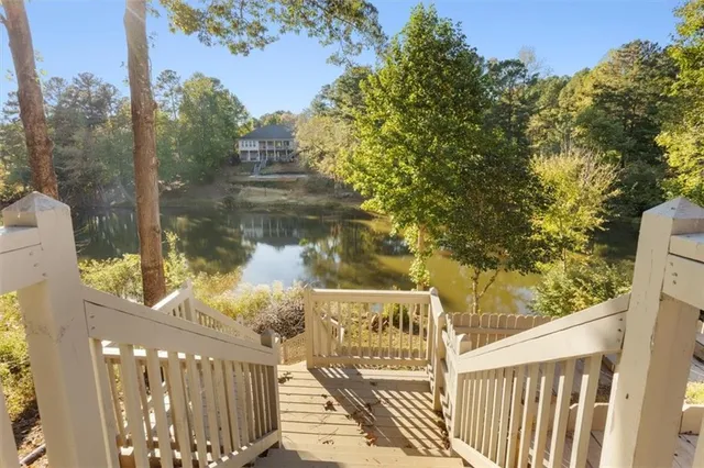 $799,900 | 55 Rocky Circle, White, GA 30184